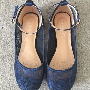 Navy blue lace ankle strap shoes